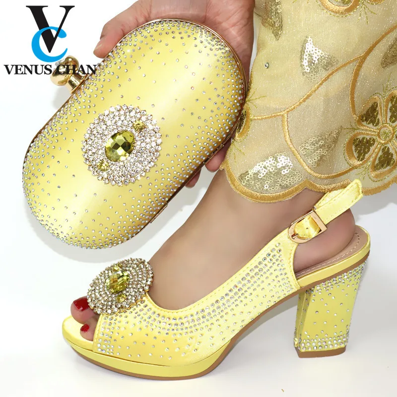 Новая модная итальянская обувь с подходящими сумками Высококачественная