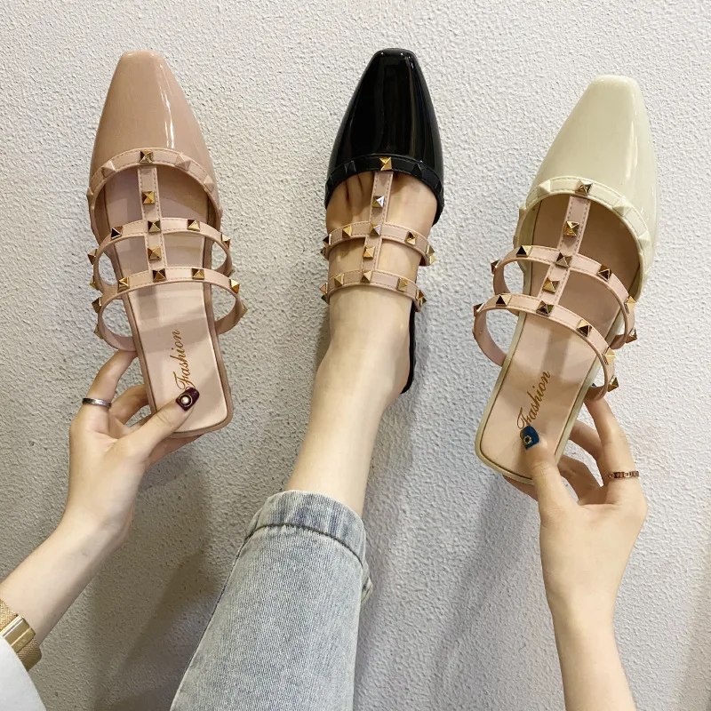 

Spring and Autumn New Rivets Baotou Women's Cool Drag Fashion Wear Non Slip Half Trawl Net Red Simple Low Heel Women's Shoes