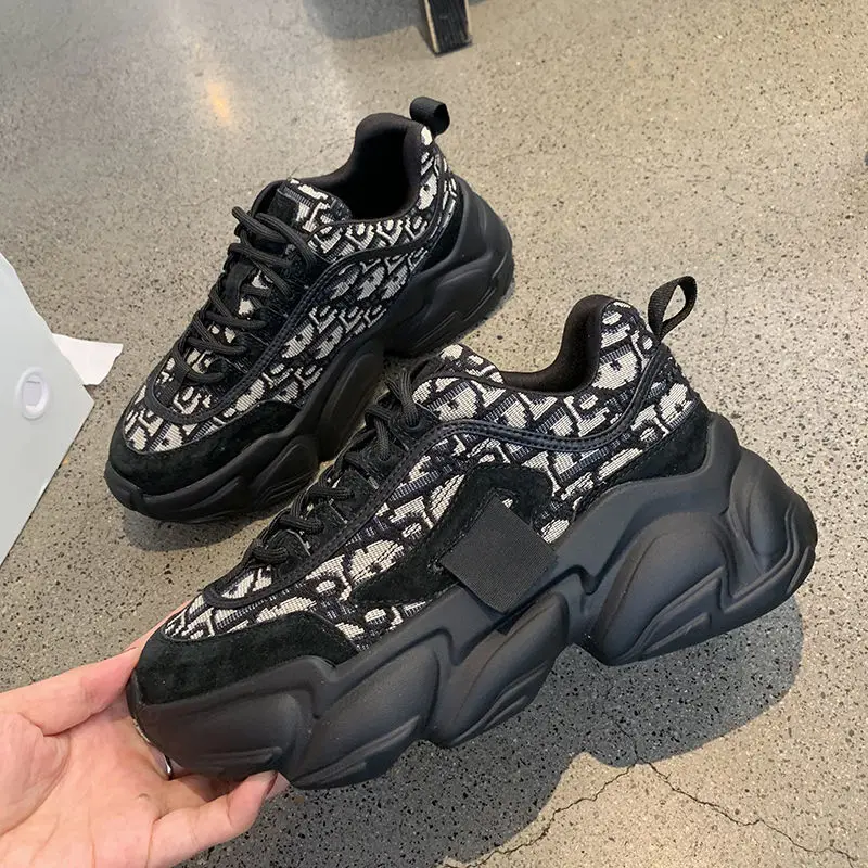 

Black Chunky Shoes for Women Ins Hot Platform Sneakers Autumn Suede Shoes Girls Casual Letter Print Vulcanized Shoes