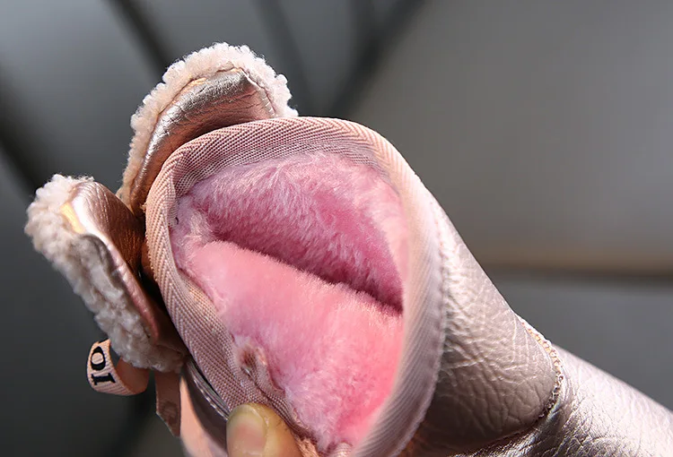 

Children's Snow Boots Autumn and Winter New Girl's Bow Warm and Antiskid Cotton Shoes Lovely Princess Short Boots Rhinestone Hot