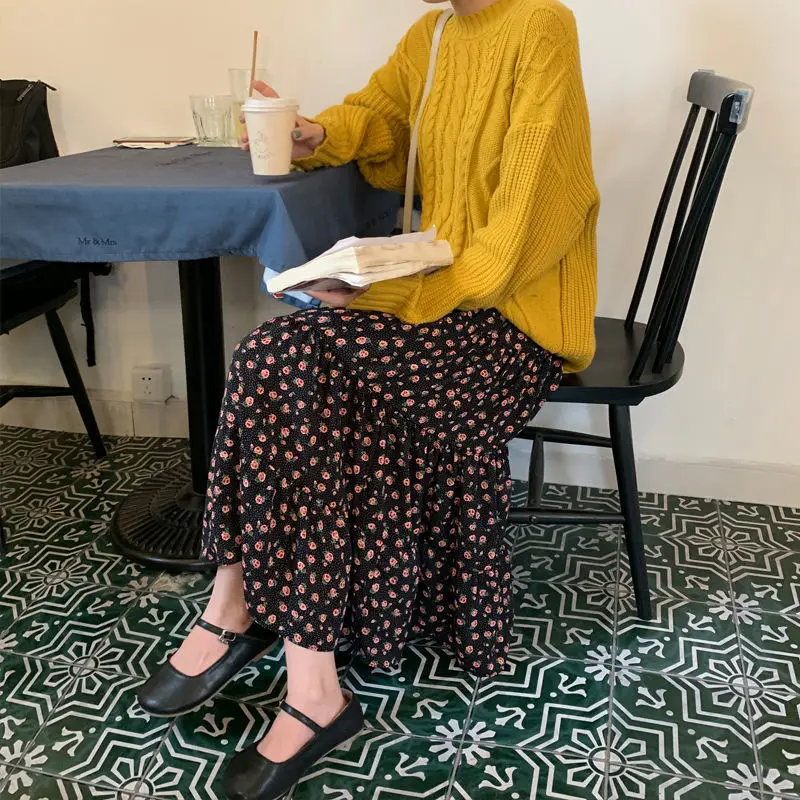 

College style 2021 summer new female mid-length high-waisted a-line package hip cake floral skirt P3 1113