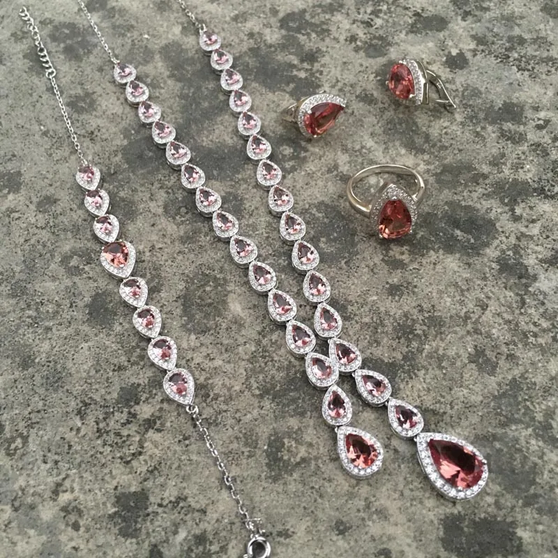 Женский ювелирный комплект из серебра 925 пробы с зултанитом | Украшения и