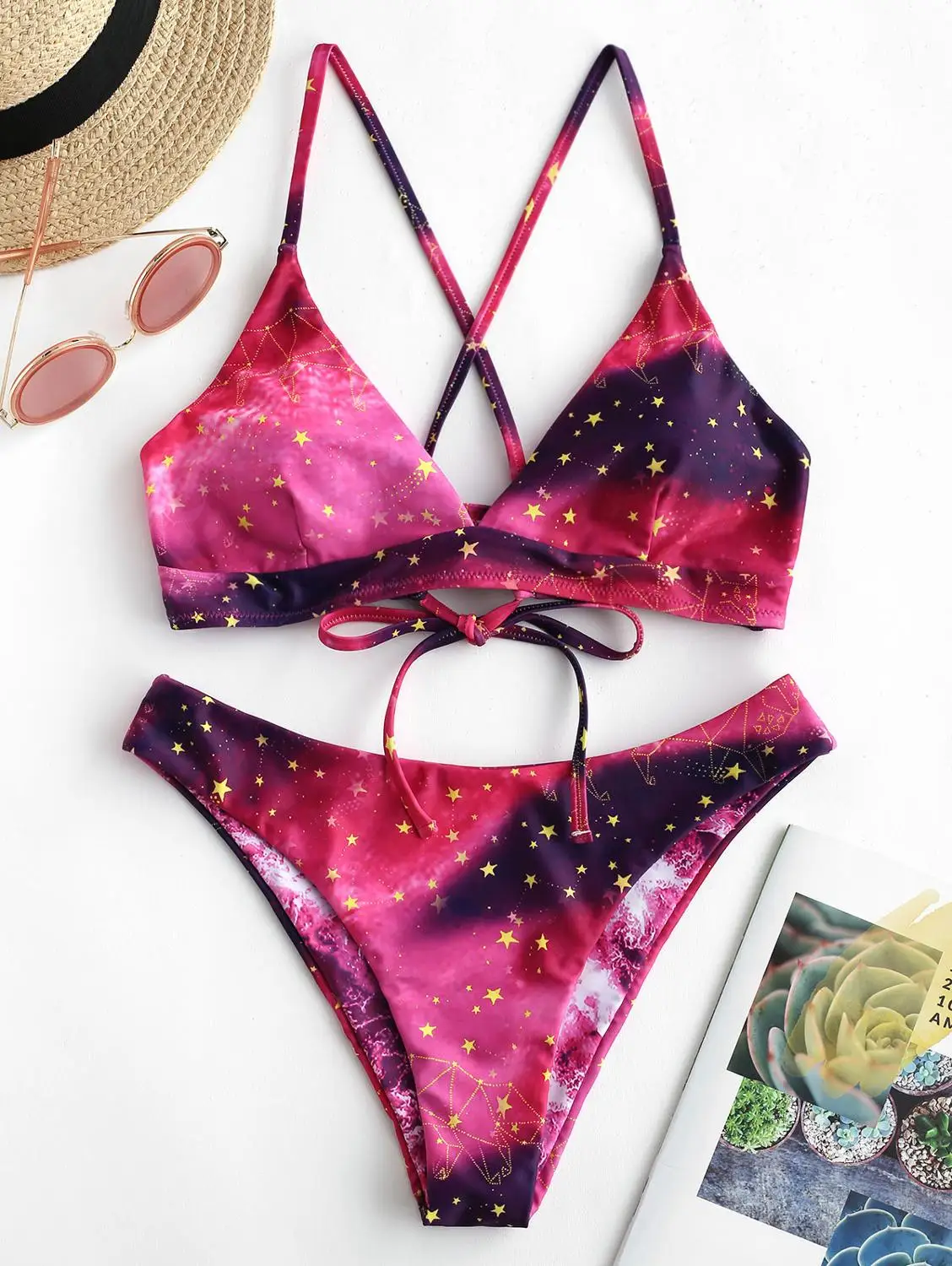 

ZAFUL Bikini Galaxy Print Lace-Up Reversible Bikini Set Spaghetti Straps Criss-Cross Swim Suit Wire Free Padded Swimwear 2019