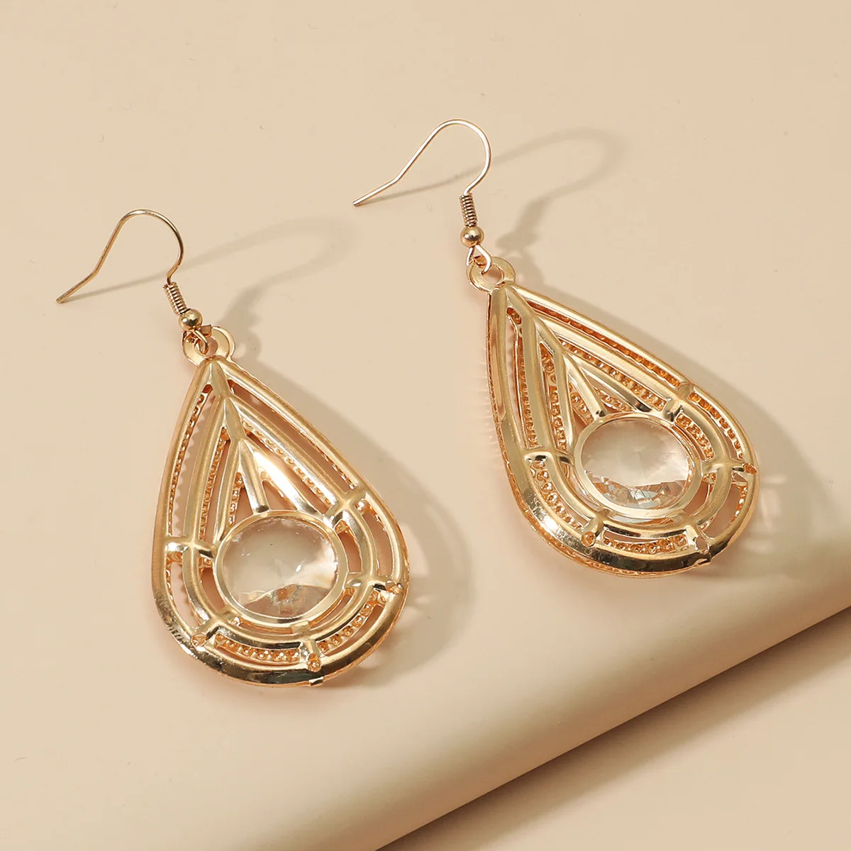 

Fashionable and Simple Metal Water Drop Rhinestone Long Earrings Retro Tassel Dangle Earrings Jewelry Accessories