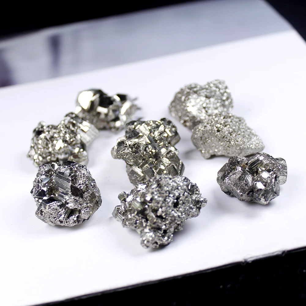 Натуральный хрустальный халкопирит минеральный кристалл пиритовое сырье