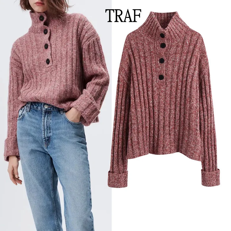 

Женский вязаный свитер в рубчик, с высоким воротом