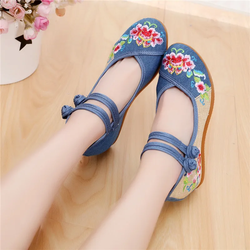 Кеды женские с вышивкой холщовые кроссовки на танкетке Вулканизированная