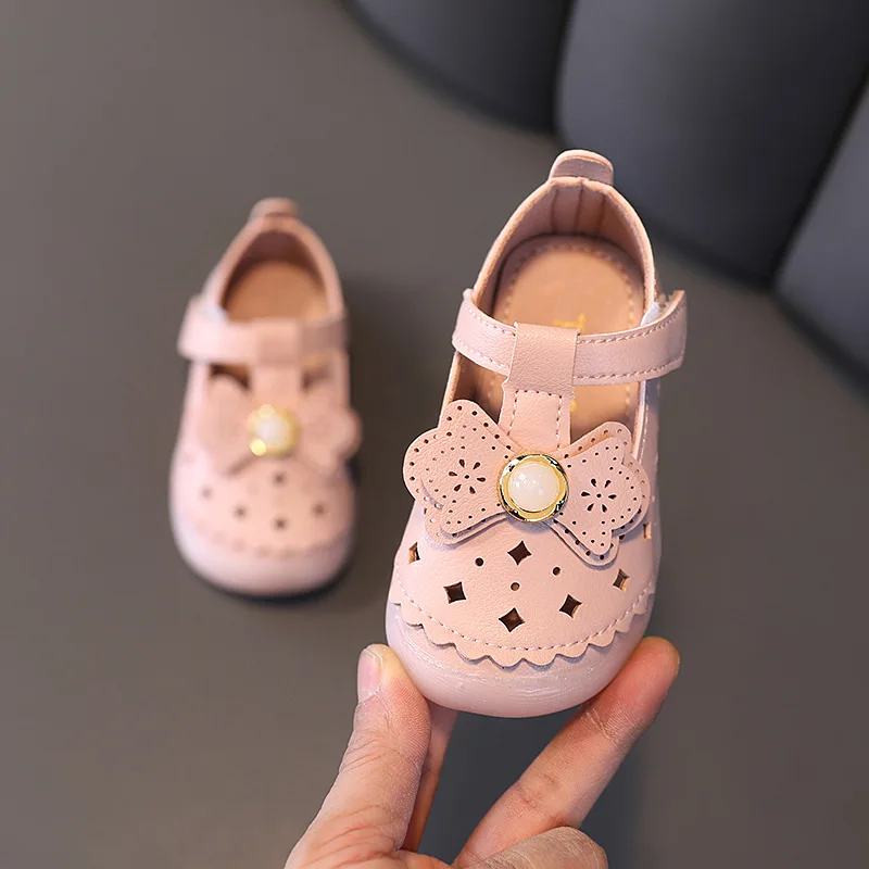 Туфли детские из мягкой кожи с бантом дышащие вырезами весна лето 2021|Кожаная