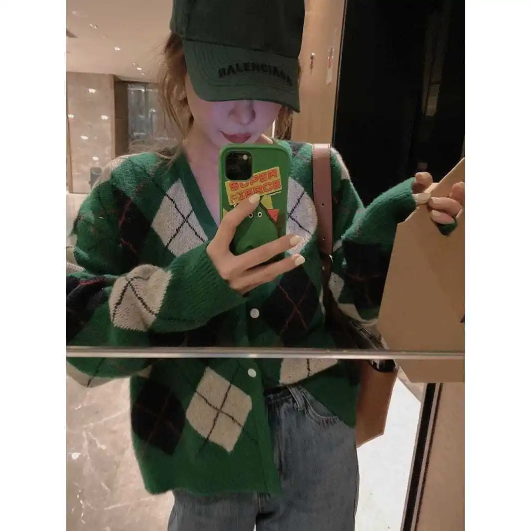 

Knitted cardigan with women's spring and autumn retro Plaid loose long sleeve sweater coat V-Neck long sleeve with top