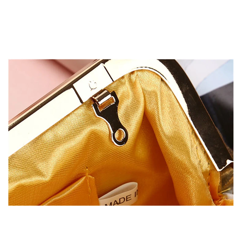 

Women's Wedding Clutch Bag Luxury Rhinestone Tassel Handbag Banquet Gold Evening Bag Party Pearly Purse Chain Shoulder Bag