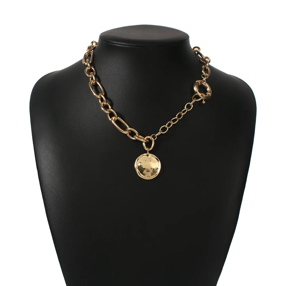 

Punk Retro Style Coin Pendant Necklace for Women Simple Hip Hop for Cool Girls Goth Chains Nightmare Before Christmas