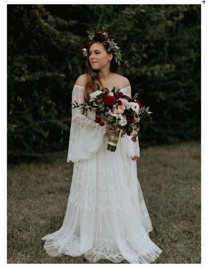 

Boho Wedding Dress Lace A Line Vintage Princess Wedding Gown White Ivory Bride Dress Flare Sleeves Beach Bride Dress