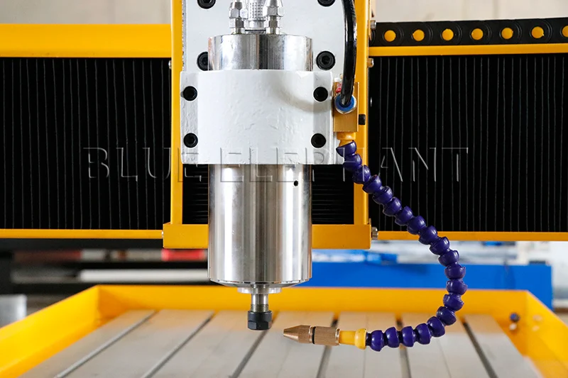 Многофункциональная мини рекламная 4 осевая фрезерная машина с ЧПУ 6090 для