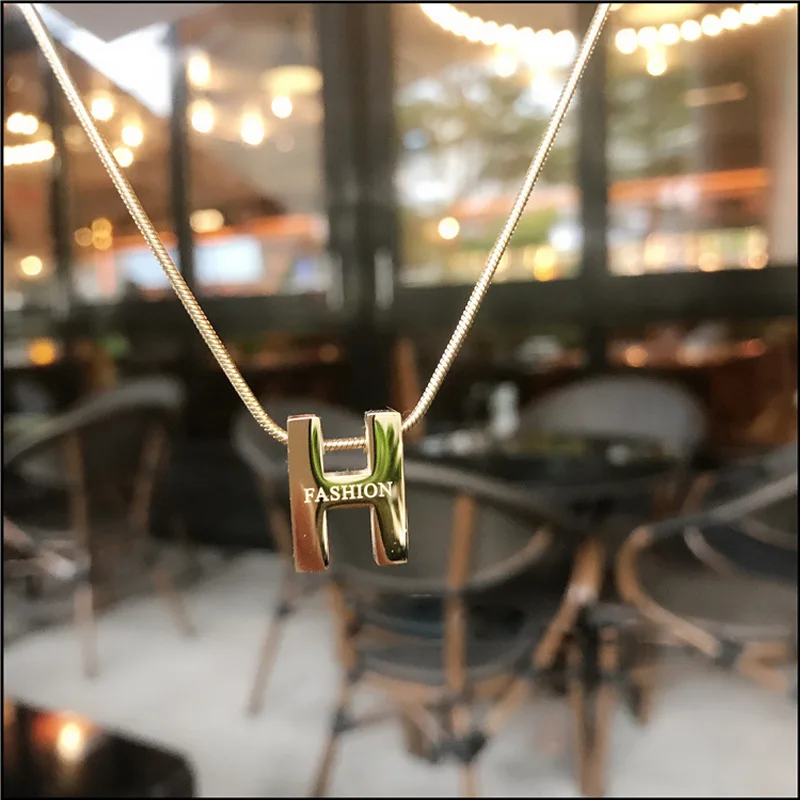 

Personality Simple Letter H Pendant Fashion Women Gold Color Titanium Steel Necklace Fashion Women Street Hip Hop Party Jewelry
