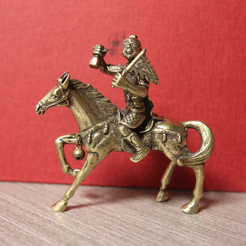 Ретро латунный статуэтка обезьяны-короля, ездящей на лошади, миниатюрный фигурка для дома, украшение для рабочего стола, фэн-шуй, ремесла, декор, принесите удачу и богатство.