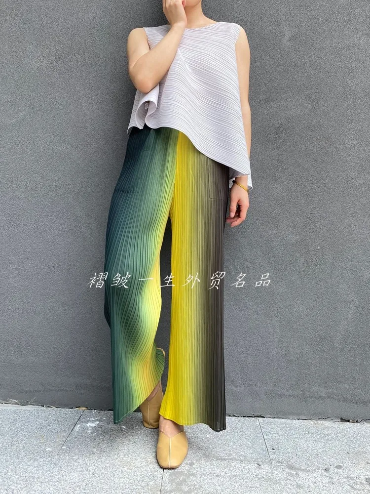 HOT SELLING miyake Fashion  pleated Medieval rainbow gradient straight-leg pants IN STOCK