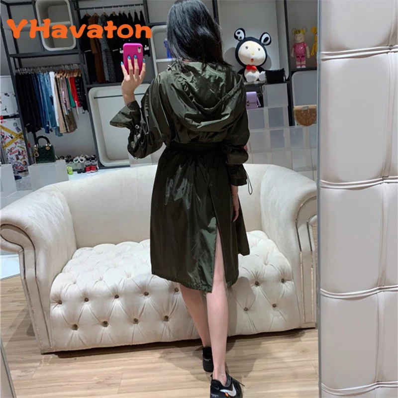 

New Arrived Womens Summer Ultralight Coats Ladies Fashion Anti-ultraviolet Coat Super Light Thin Anti-UV Female Sunscreen Trench