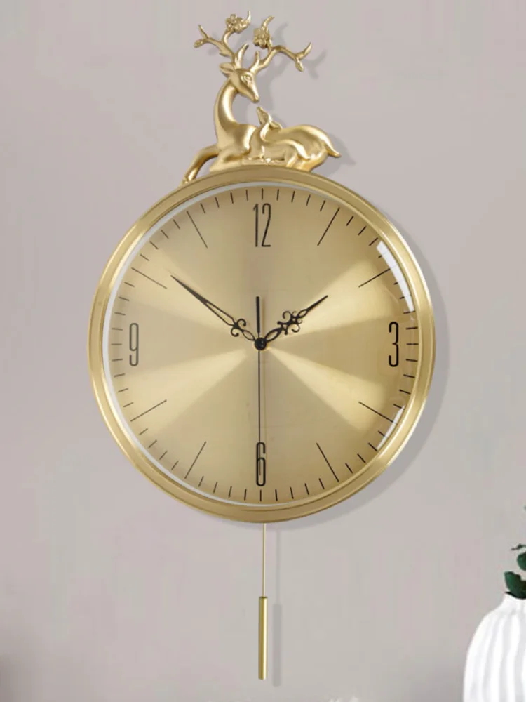 

Золотые современные дизайнерские настенные часы, тихие цифровые настенные часы в скандинавском стиле для гостиной, креативные роскошные у...