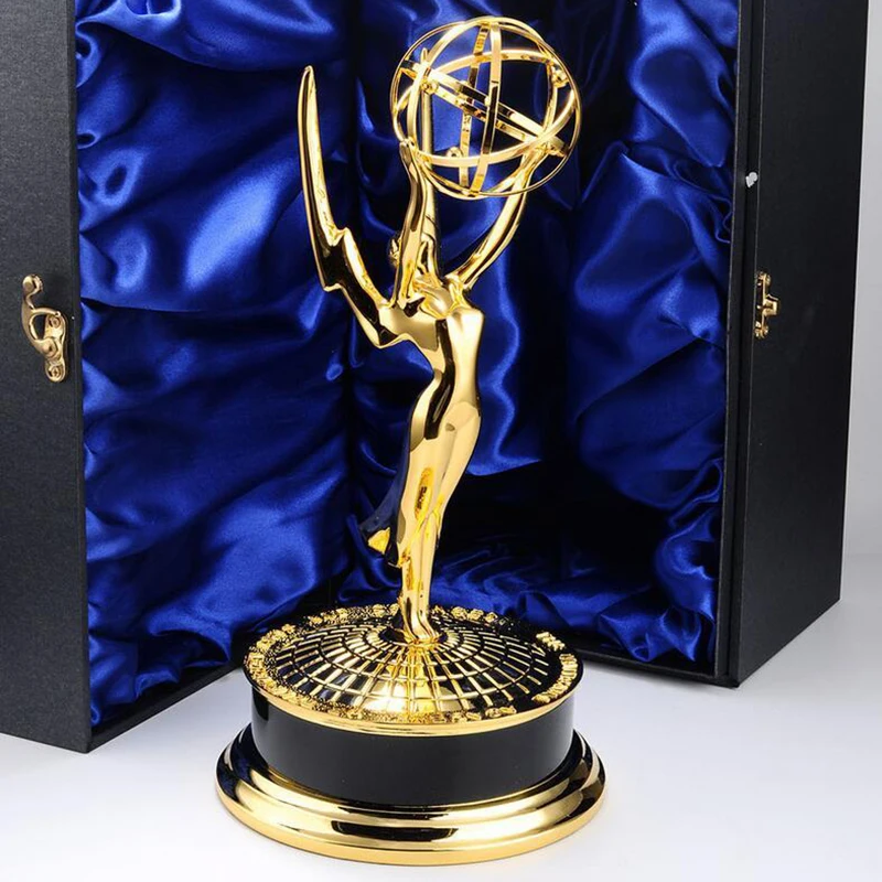 

Original Size Emmy Trophy Replica Luxury Metal Award Cups Souvenirs Famous TV Movie Trophies Home Furnishings Christmas Gift