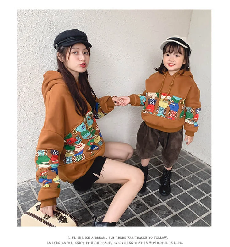 

2021 Spring and Autumn Mommy Daughter Clothes Sweatshirt Family Matching Clothing Mother and me Wear Digital Print Pug Sweater