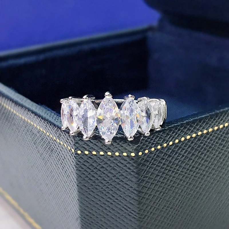 

Shipei 100% 925 Sterling Silver Marquise Cut Created Moissanite Gemstone Fashion Personality Party Ring For Women Fine Jewelry