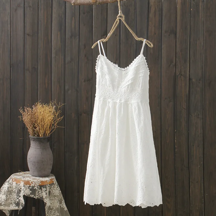 Женское богемное платье без рукавов Однотонное голубое и белое с вышивкой лето