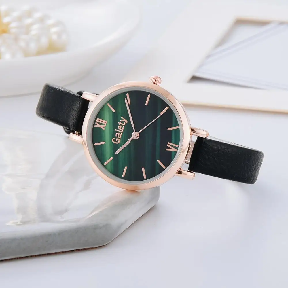 

Ladies Designer Vintage Leather Women Bracelet Watches Black Retro Roma Quartz Woman Clock Fashion Small Female Wristwatches