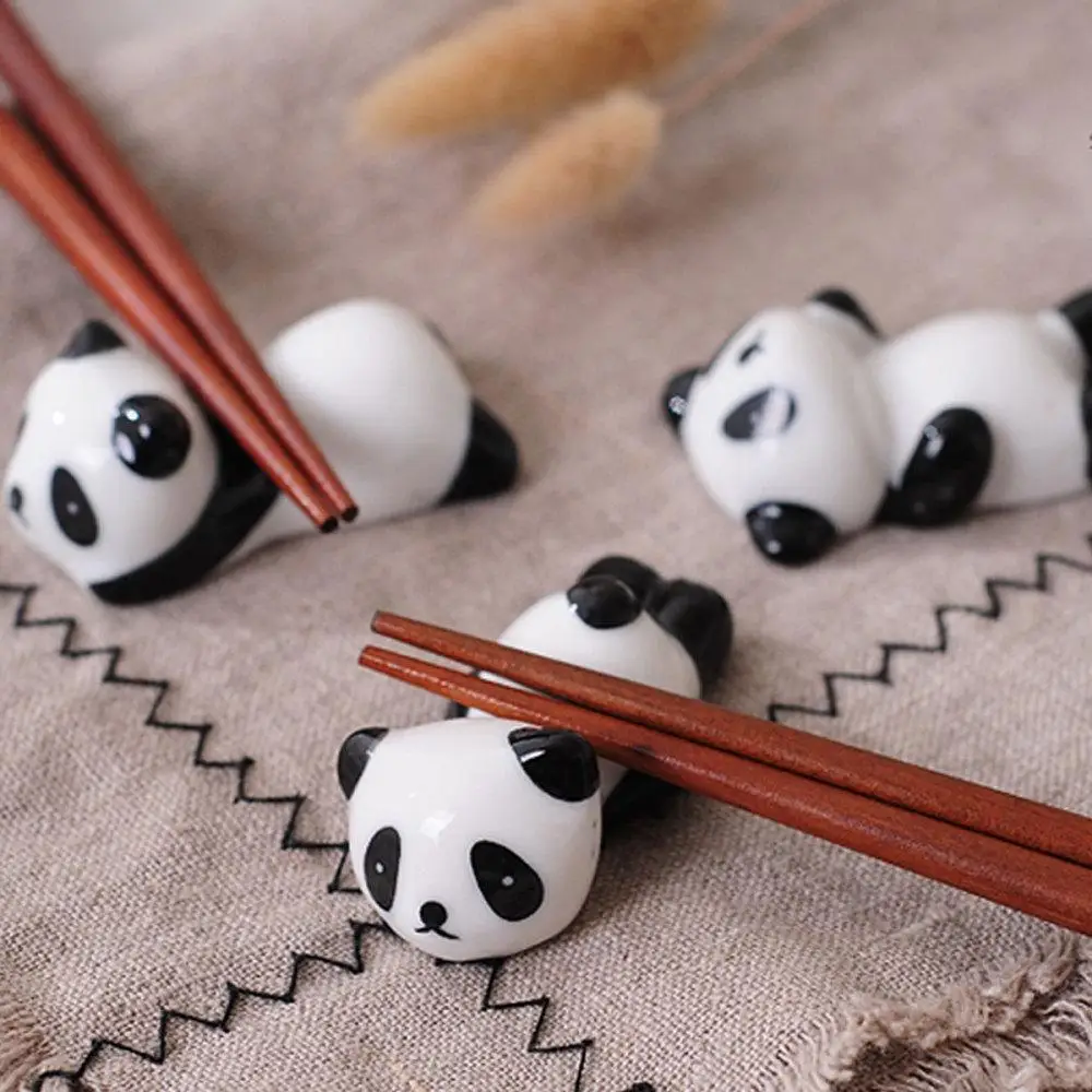 

4pcs cute little panda chopstick holder chopstick holder creative ceramic chopstick holder chopstick holder for bar