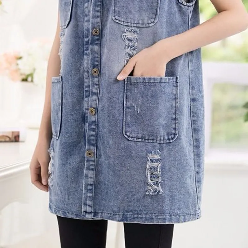 

4XL 5XL Plus Size Long Sleeveless Denim Vest Women New Streetwear Pockets Hole Casual Vest Jacket Vintage Loose Waistcoat C6455