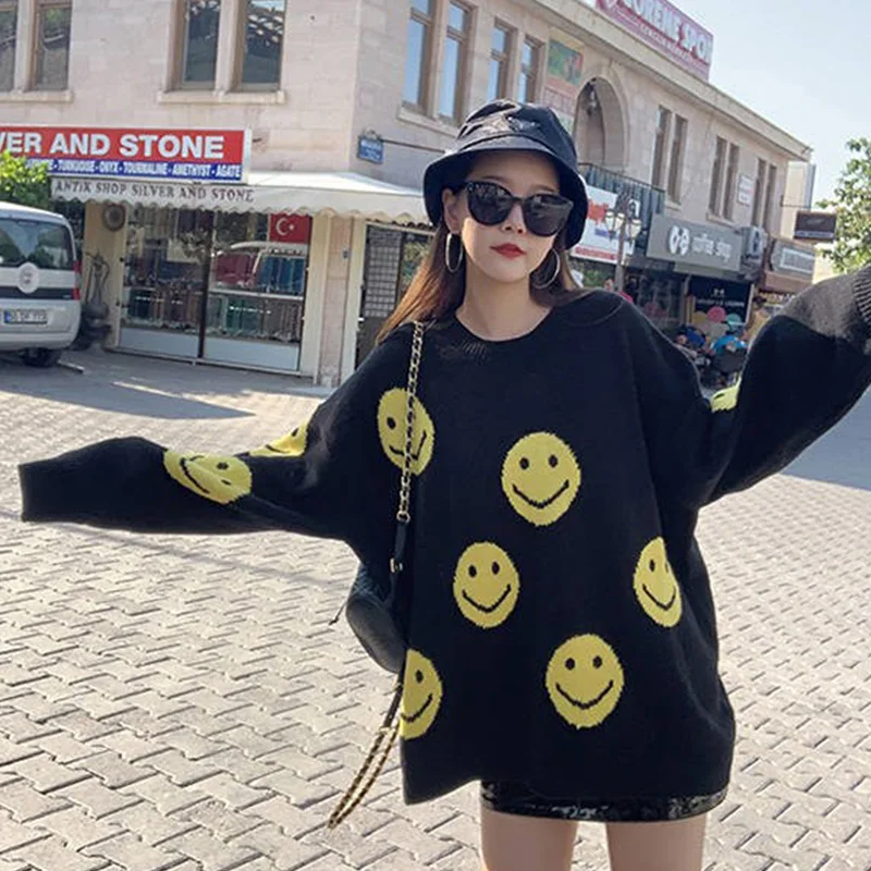 

Autumn and winter smiley face sweater women's mid-length new coat female students Korean loose bottoming knitted bottoming shirt