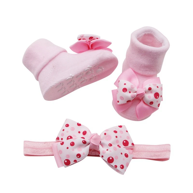 

Newborn Baby Cute Cartoon Bowknot Design Cotton Socks With Hairband Photography Props Set