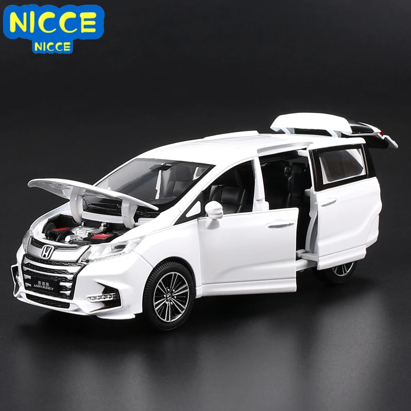 

Модель автомобиля Nicce 1:32, литая под давлением, для детей