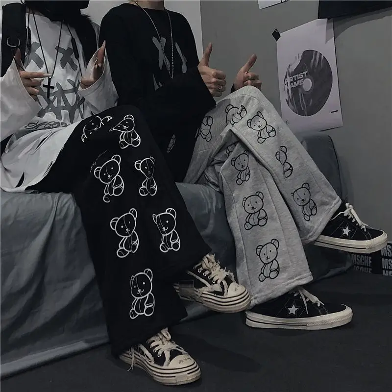 

PJX New Wide Leg Pants Ins Harajuku Korean Style Loose Bear Printed Student Trousers Sweatpants for Men and Women ZMX038