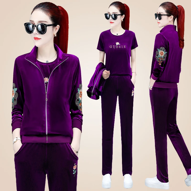 Женский Бархатный спортивный костюм золотистый Комплект из трех предметов с