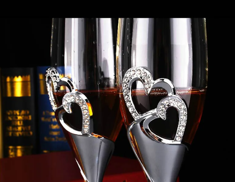 

2 PCS /Set Crystal Wedding Toasting Champagne Flutes Glasses Drink Cup Party Marriage Wine Decoration Cups For Parties Gift Box
