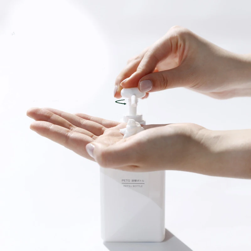 650ml Refillable Lotion Bottle Bathroom Kitchen Kit Shower Shampoo Pressure pump Liquid Bottles Travel use