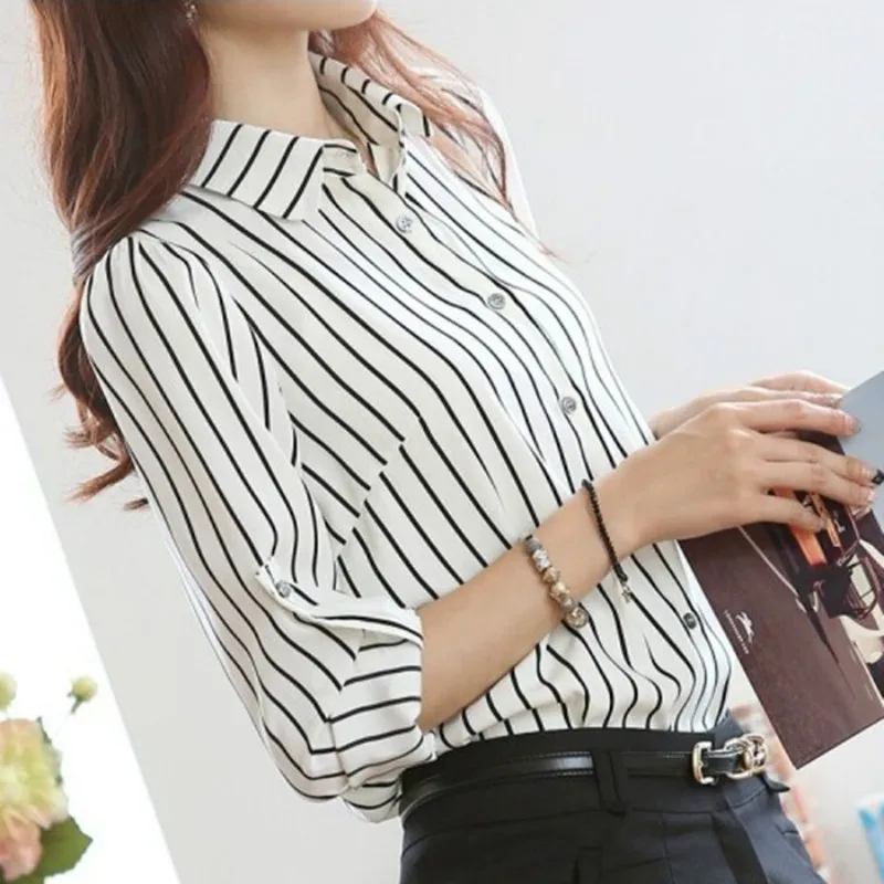 

New white and black striped chiffon long sleeve shirt/commuting self-improvement women blouse Office lady's shirt