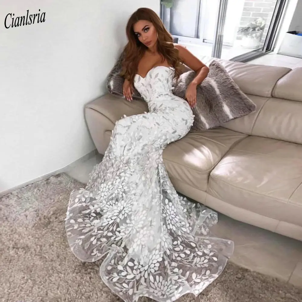 

Chic Sweetheart Sleeveless Dubai Arabic Long Mermaid Evening Dress With Sashes Appliques Lace Saudi Formal Evening Party Gown