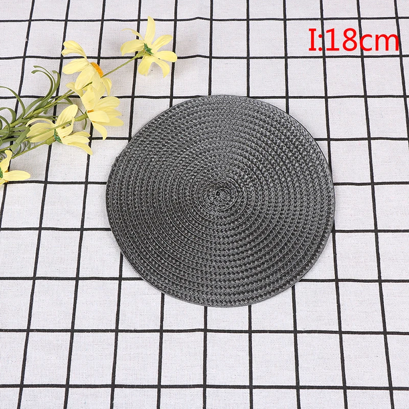 dark gray 18cm Круглая тканевая салфетка под приборы настольная простая стильная столовая салфетка Нескользящая теплая прочная подставка подушка кухонные вечерние украшения - Цвет: dark gray 18cm