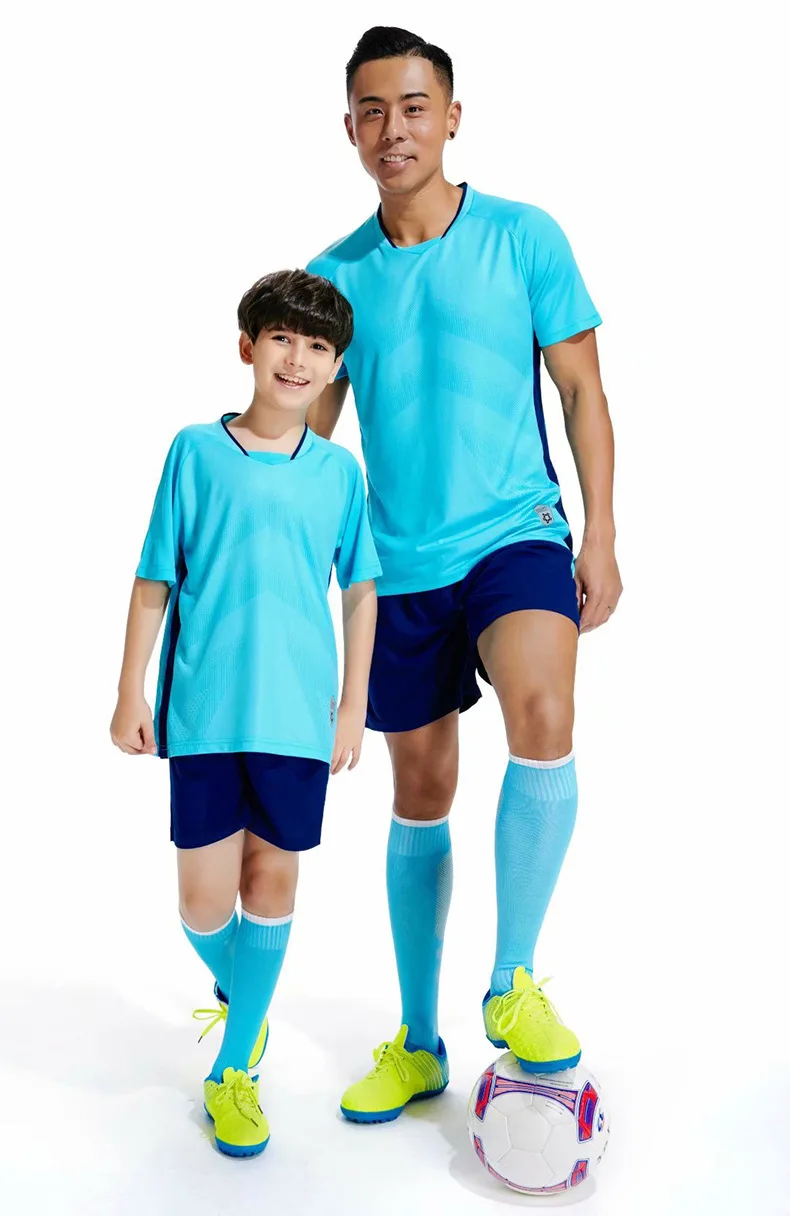 Men Kids Football Jerseys Soccer Uniform Boy Fitness Shirt Gym Shorts Children Running Jogging Suit Training Workout Clothes Set
