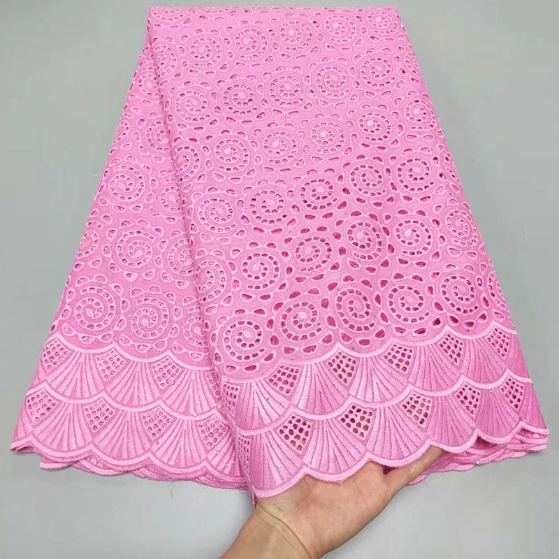 

Latest Design 100% Cotton African Lace Fabric 2021 High Quality Lace Pure White Nigerian Swiss Voile Lace In Switzerland