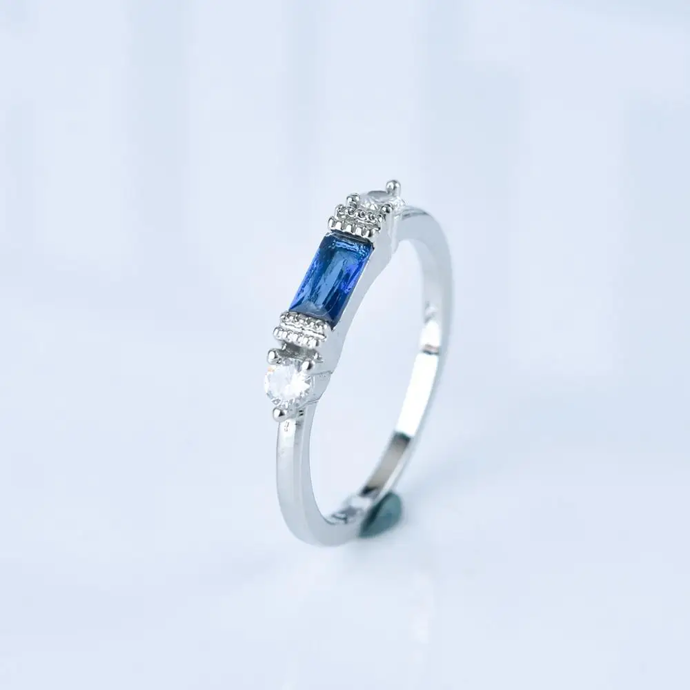 

Dainty Blue/Red Rectangle Crystal Rings For Women Girls Simple Wedding Engagement Lovers Finger Rings Fashion Jewelry
