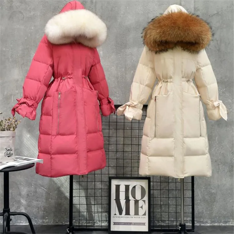 Женский длинный пуховик с капюшоном зимняя теплая парка на белом утином пуху