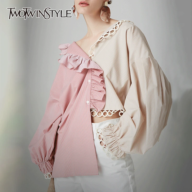 TWOTWINSTYLE Полосатое мозаичное яркое цветное женские рубашки с v образным вырезом и