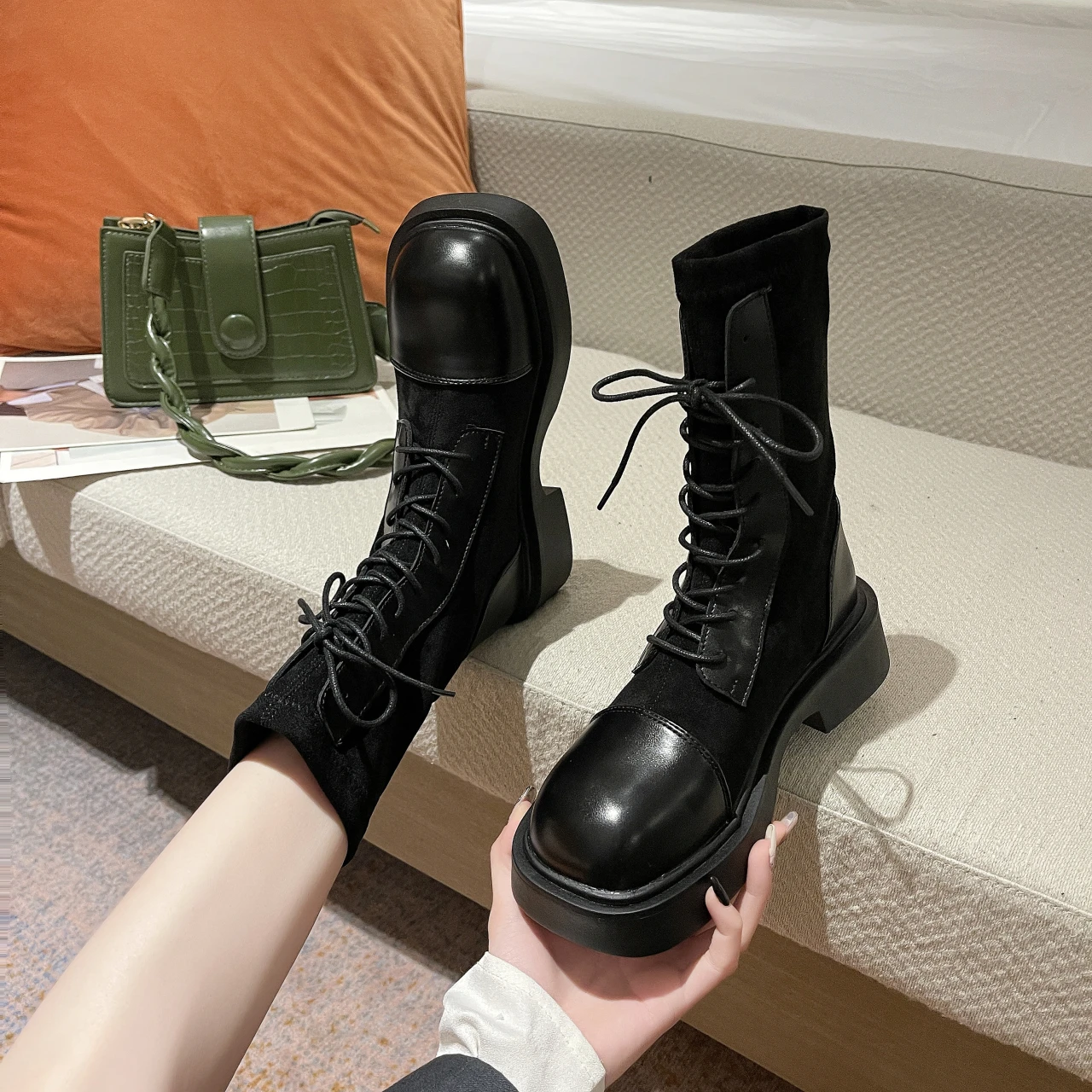 

2021 New Autumn Winter Women Chelsea Boots Leather Fashion Female Platform Shoes Lady Black Sewing Round Toe Mid Calf Boots