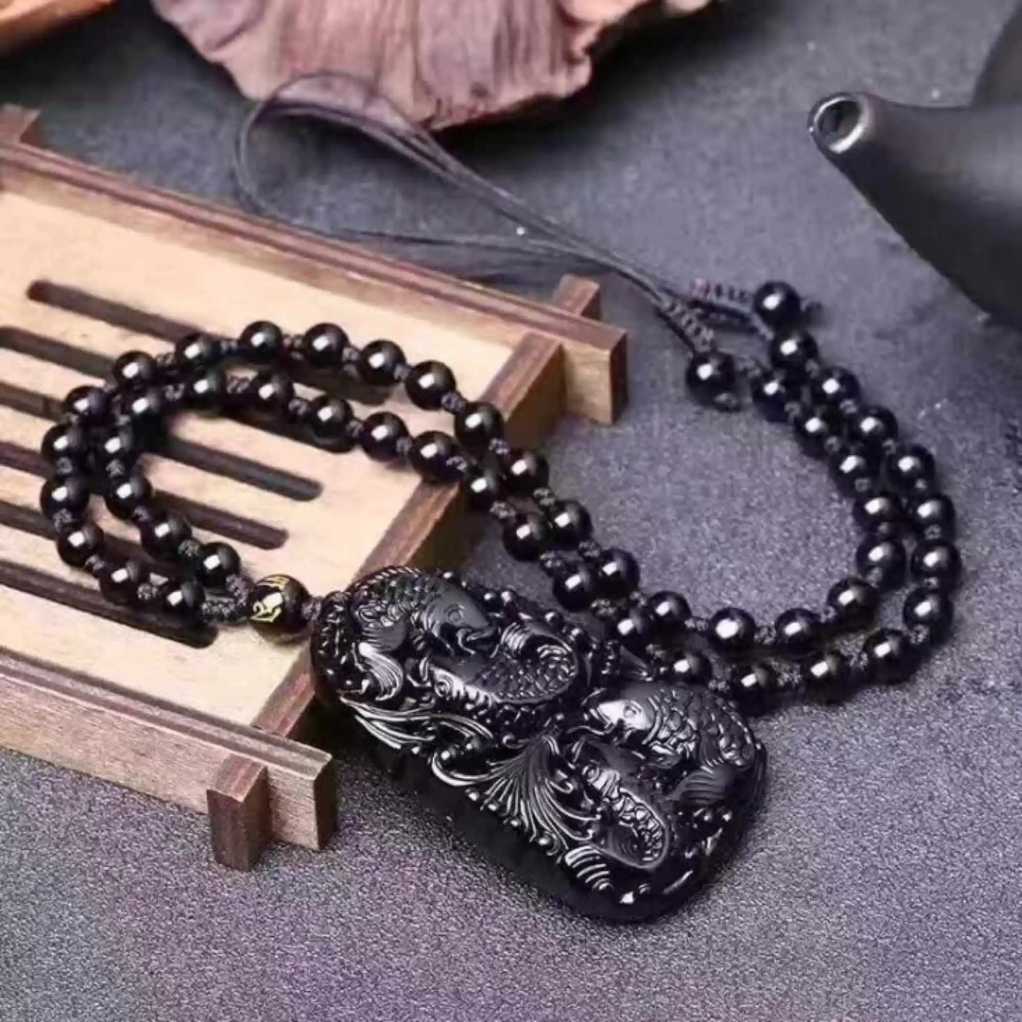 

Natural Obsidian gemstone pendant four Fish necklace gift Elegant Wristband spread Bohemia Diy Wrist Handmade Energy