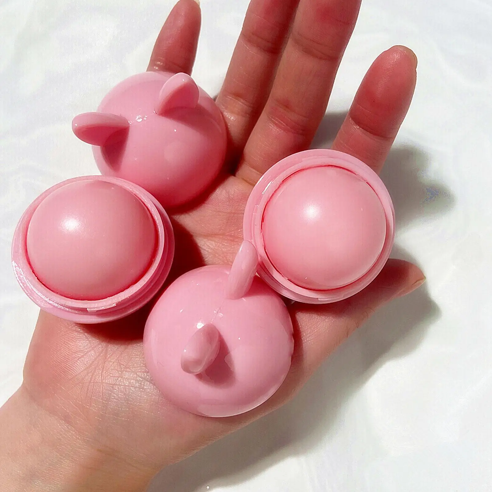 

2020 Lip Balm Rabbit Shape Design Moisturizing Lasting Nourishing Lip Cream Balm Cosmetic Beauty tool косметика