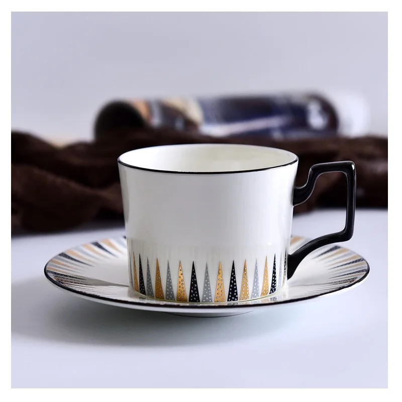 

Ins Hot 2021 New Coffee Set Nordic Style 200ml Modern Coffee Tea Cup and Saucer