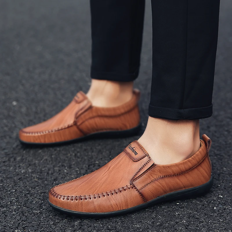 

Slip On Casual Men Loafers shoes outdoor Spring Autumn Mens Moccasins Shoes Genuine Leather Men's Flats Footwear Shoes men