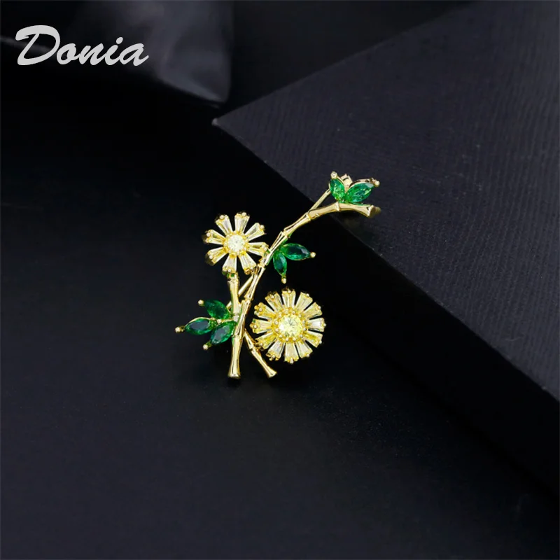 _ Корейская версия вращающейся маленькой медная микро-инкрустированная AAA